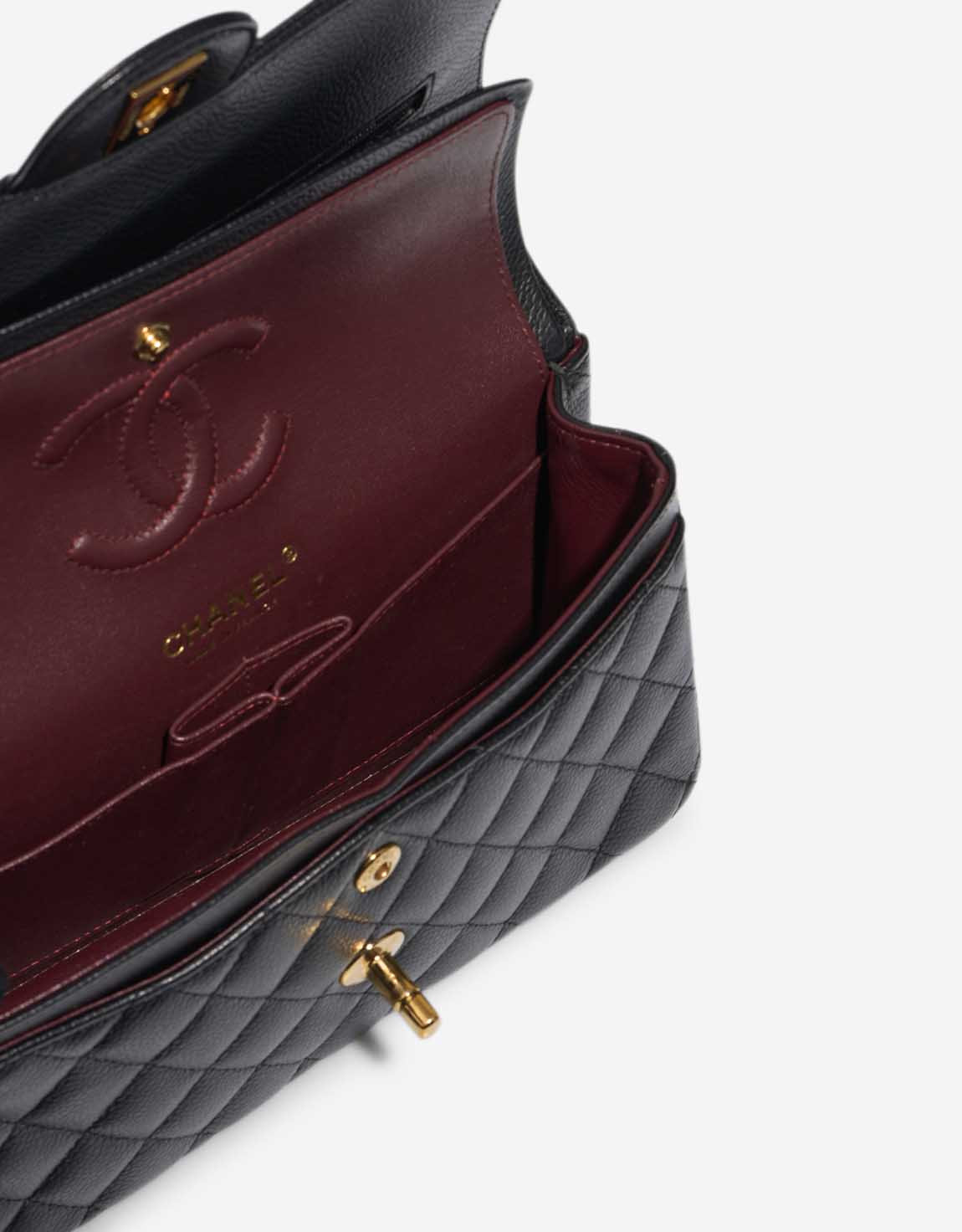 Dora Gesteppte Schultertasche