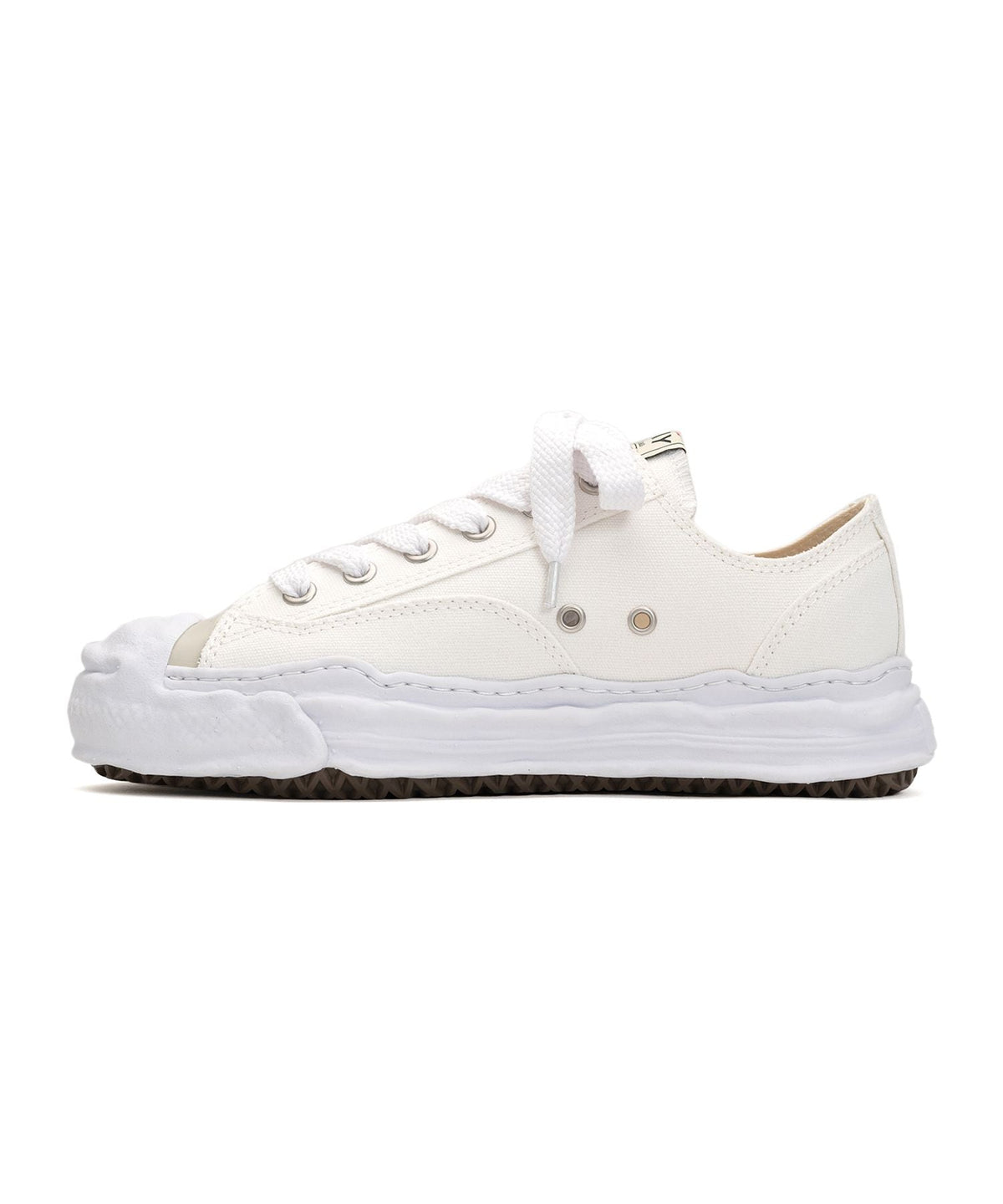 Tara Low-Top Sneaker