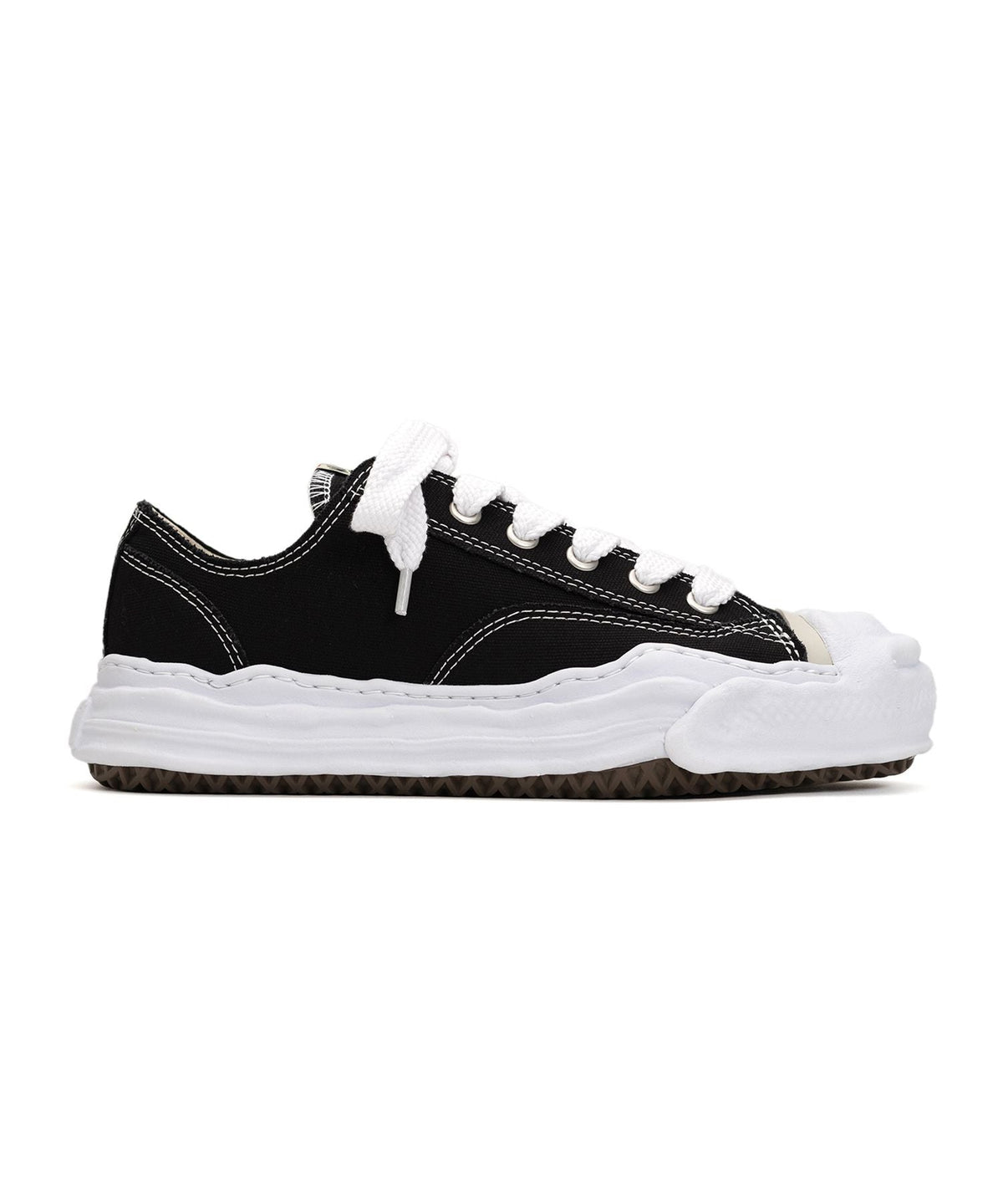 Tara Low-Top Sneaker