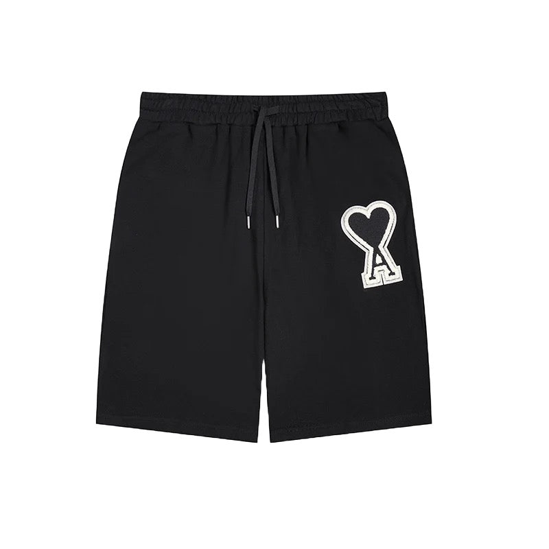 Amelie Lockere Shorts mit Herz