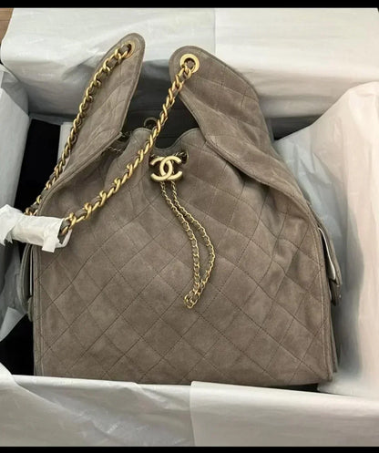 Lia Gesteppte Handtasche