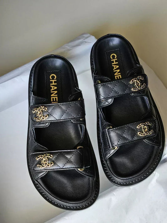 Nova Riemchensandalen