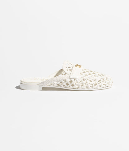 Elara Mules